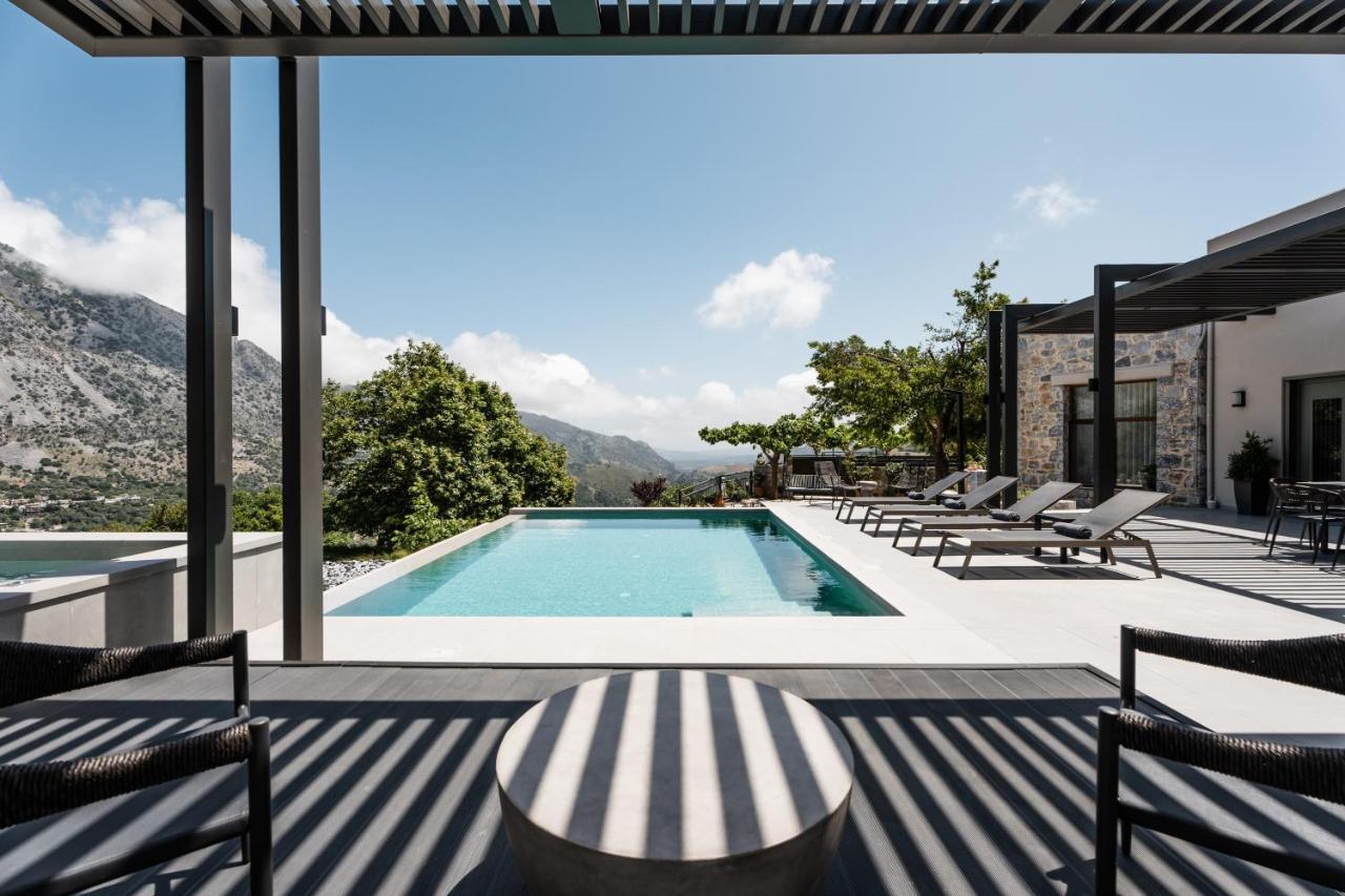Eumelia Iconic Villa, With Heated Pool & Whirlpool, By Thinkvilla Asi Gonia 外观 照片