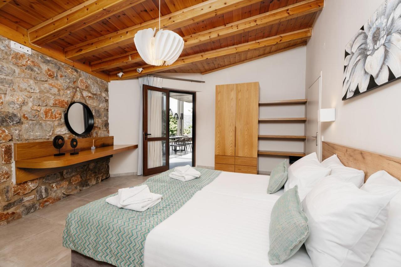 Eumelia Iconic Villa, With Heated Pool & Whirlpool, By Thinkvilla Asi Gonia 外观 照片