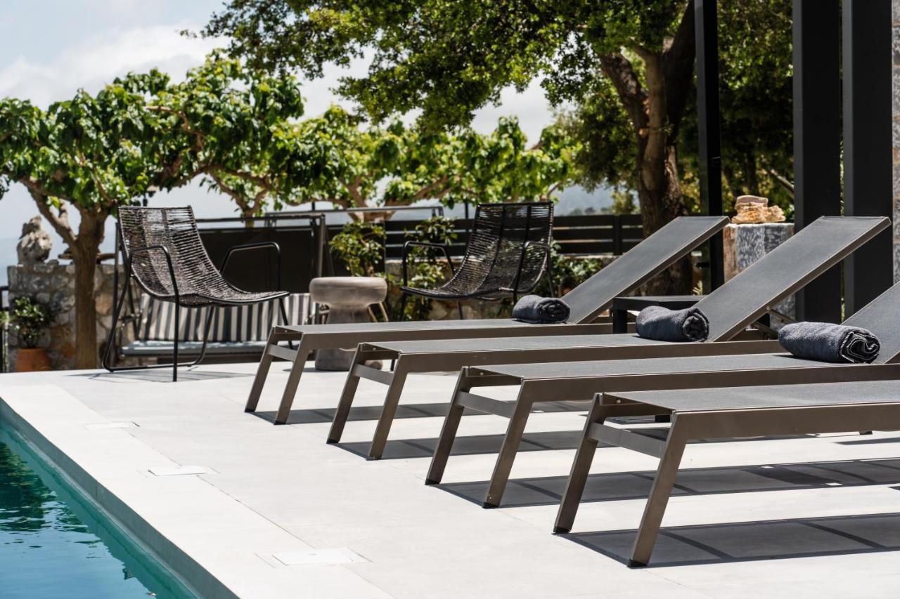 Eumelia Iconic Villa, With Heated Pool & Whirlpool, By Thinkvilla Asi Gonia 外观 照片